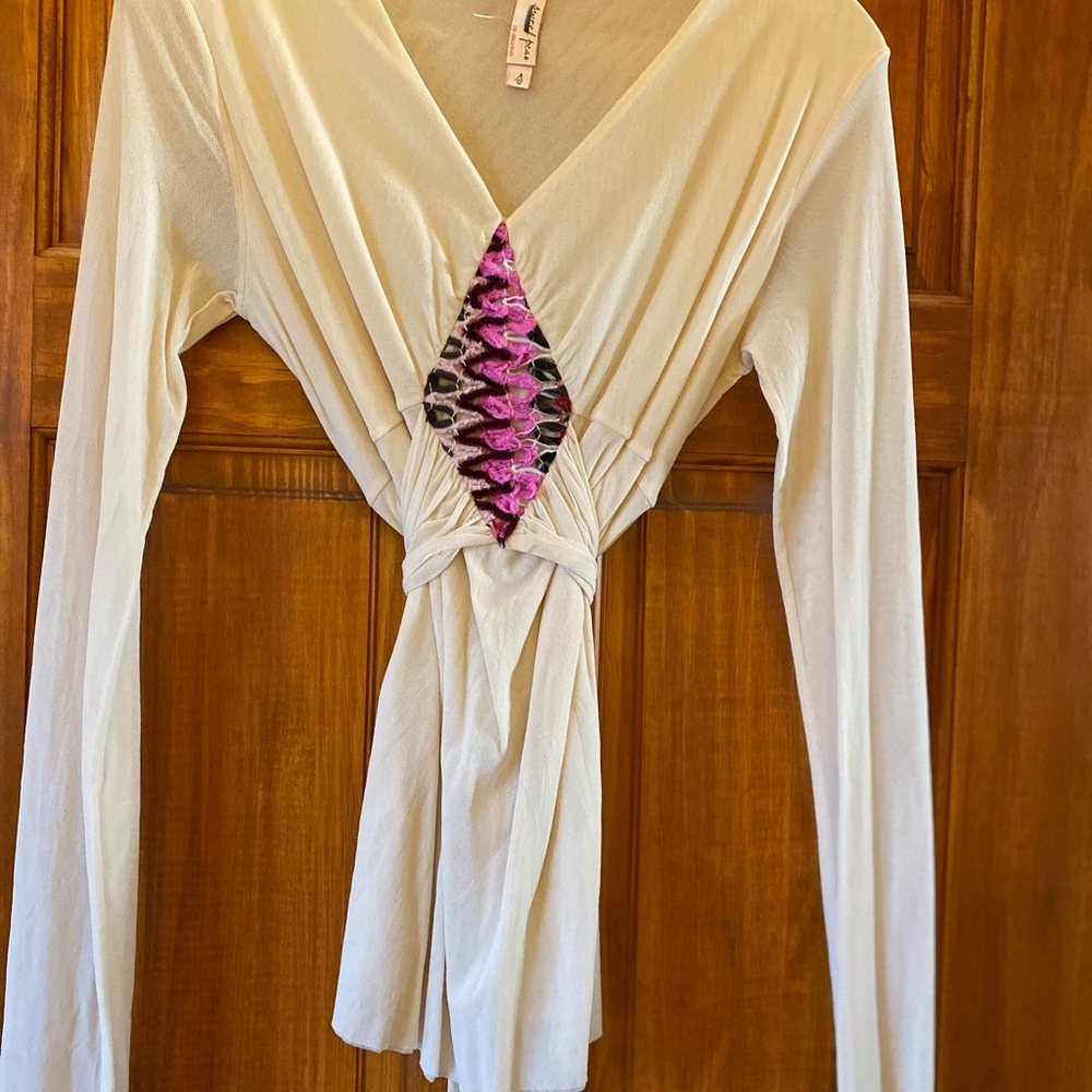 $88 Sweet pea top a pea in the pod size Small